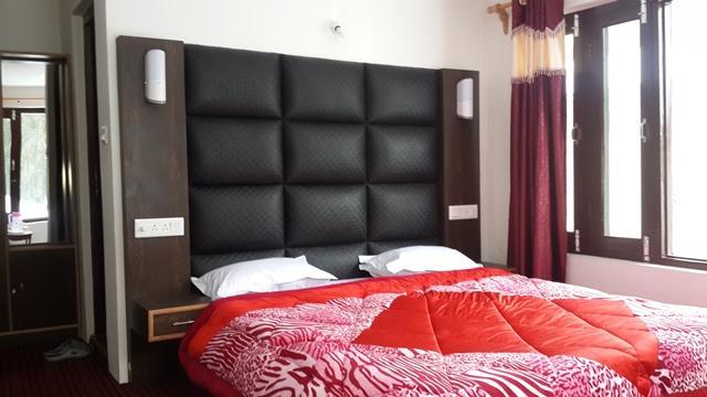 Hotel Grand Abdullah Pahalgam Ngoại thất bức ảnh