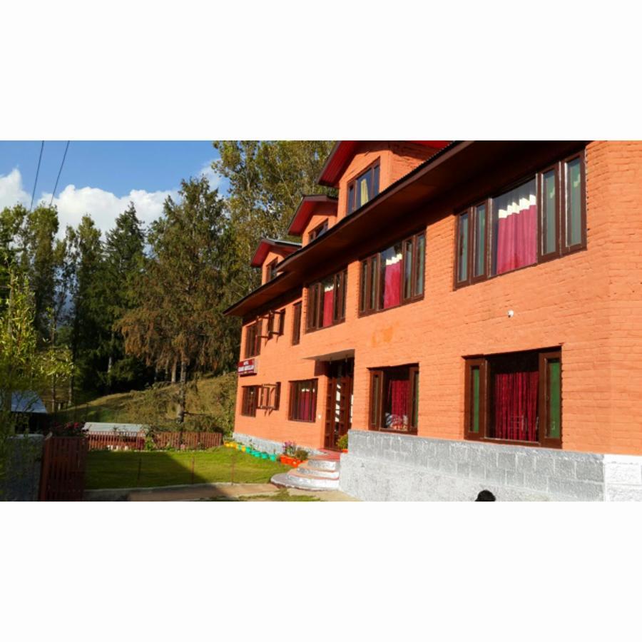 Hotel Grand Abdullah Pahalgam Ngoại thất bức ảnh